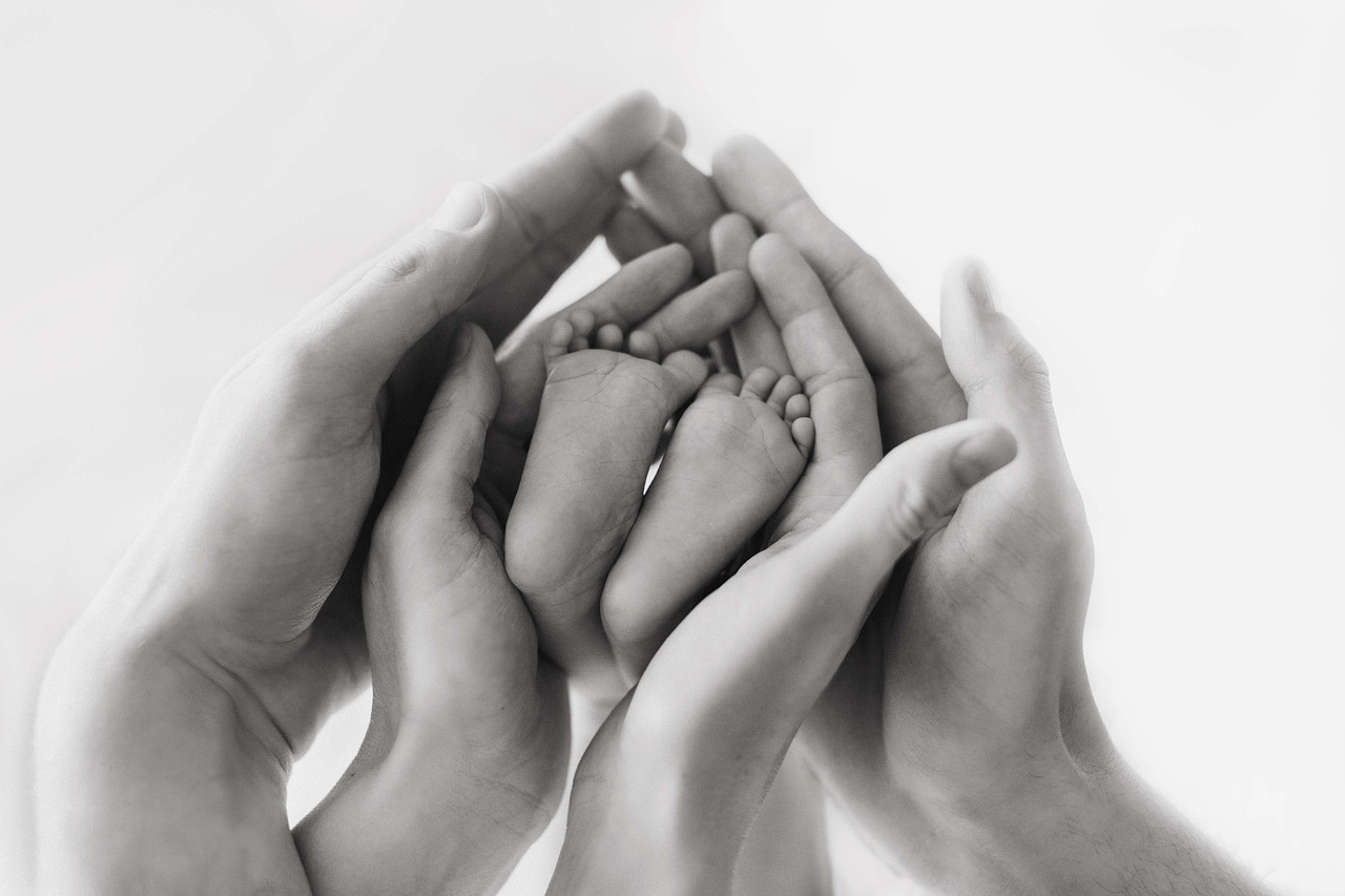 10 Simple Crafts for Celebrating National Family Caregivers Month